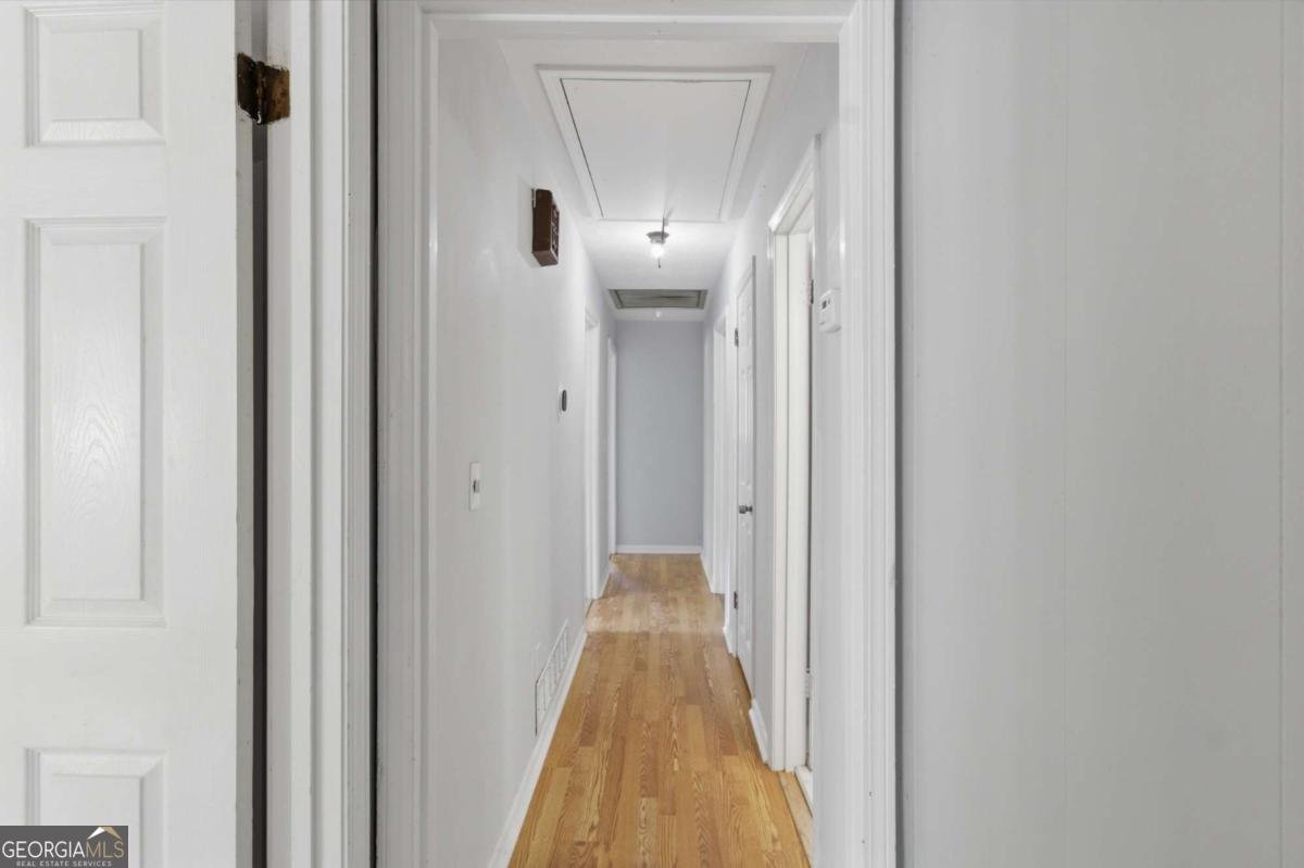 5657 Mountainbrooke Court Stone Mountain - Photo 16