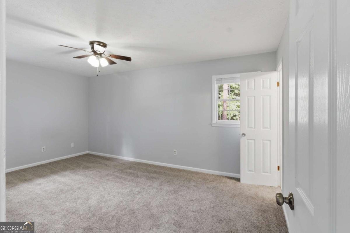 5657 Mountainbrooke Court Stone Mountain - Photo 21