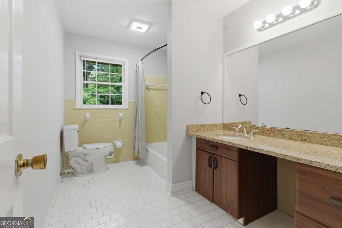 5657 Mountainbrooke Court Stone Mountain - Photo 25