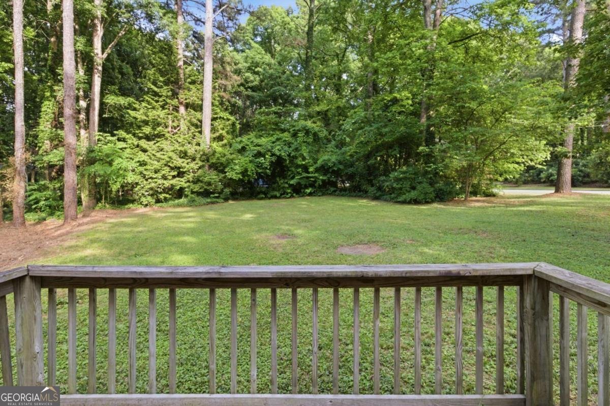 5657 Mountainbrooke Court Stone Mountain - Photo 29