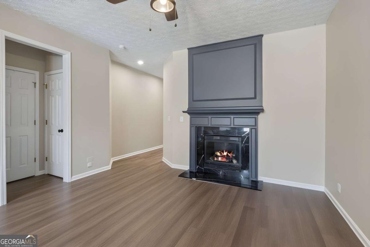 6608 Splashwater Drive Flowery Branch - Photo 10