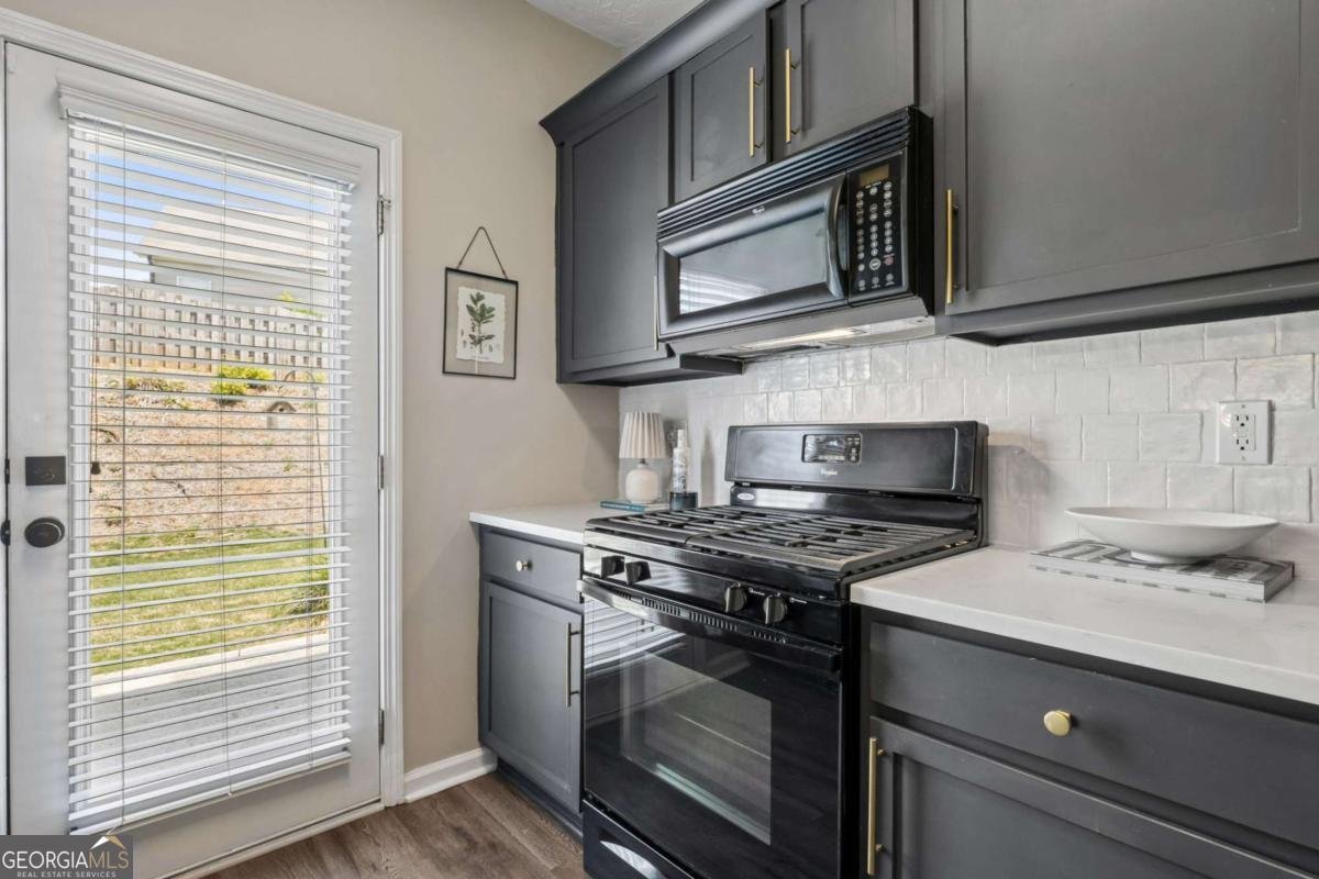 6608 Splashwater Drive Flowery Branch - Photo 21