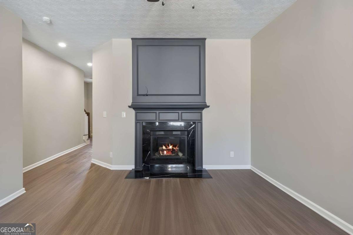 6608 Splashwater Drive Flowery Branch - Photo 8