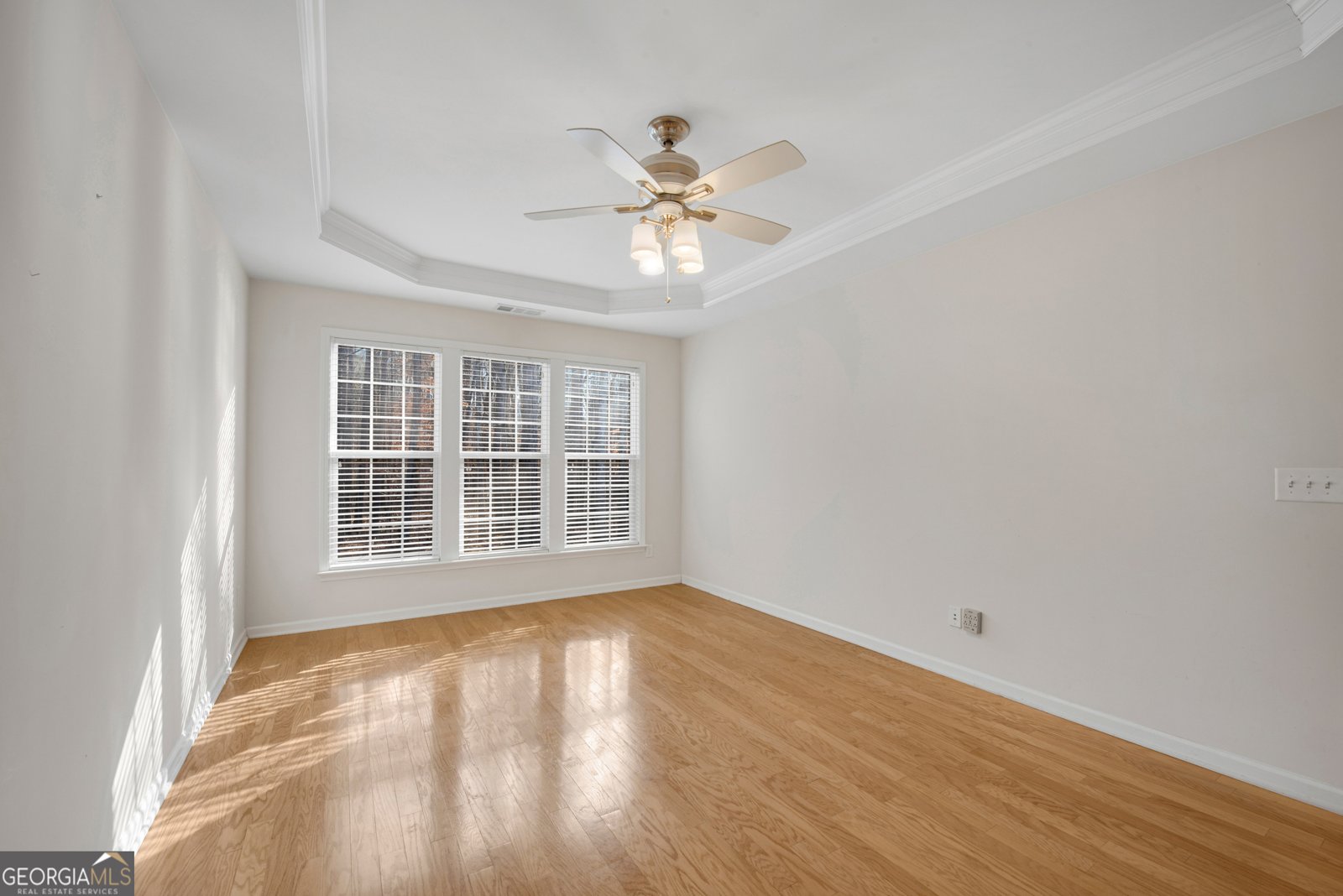 132 Churchcliff Drive Woodstock - Photo 14