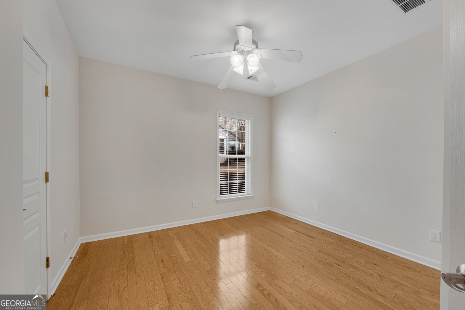 132 Churchcliff Drive Woodstock - Photo 22