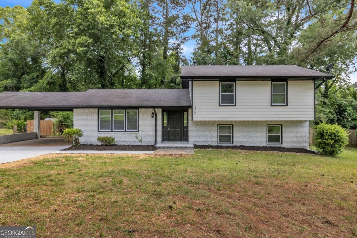 3767 Greentree Drive Decatur - main photo