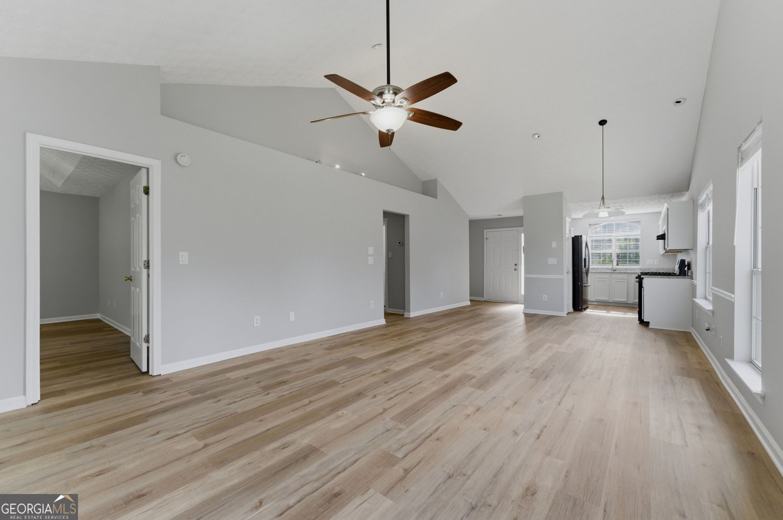20 Village Walk Covington - Photo 8