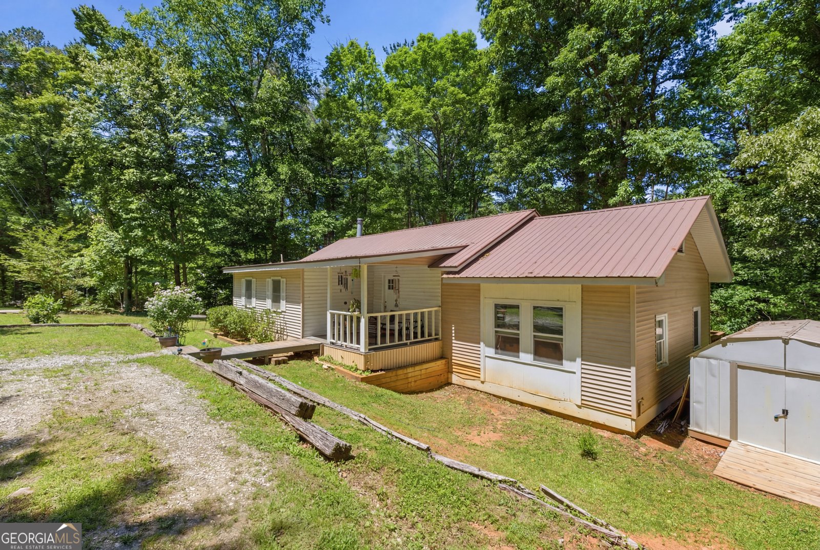 313 Pratten Drive Cleveland - main photo