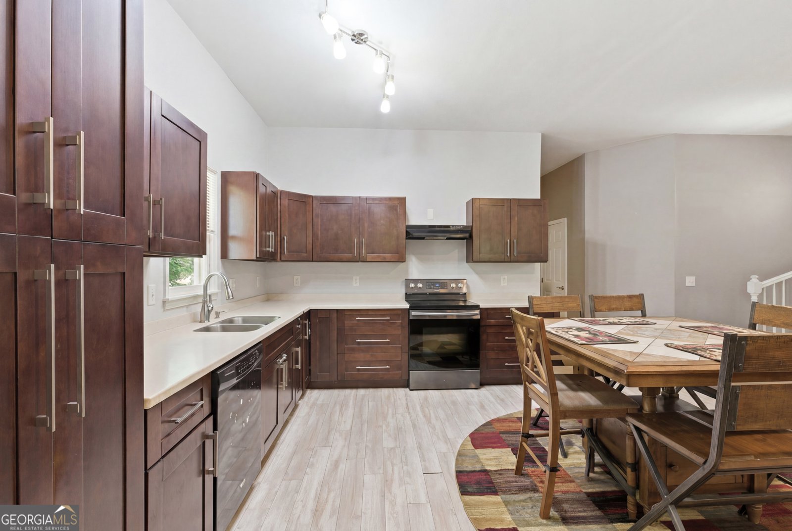313 Pratten Drive Cleveland - Photo 7