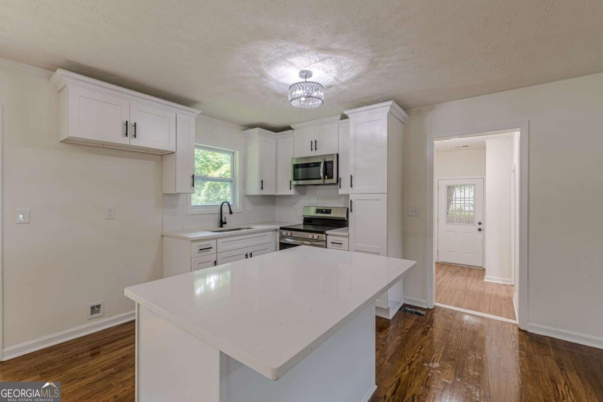 8285 Hemlock Drive Jonesboro - Photo 12