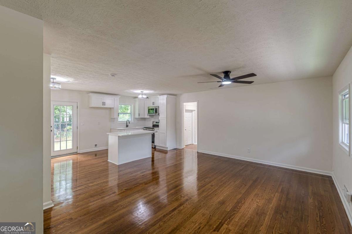 8285 Hemlock Drive Jonesboro - Photo 6