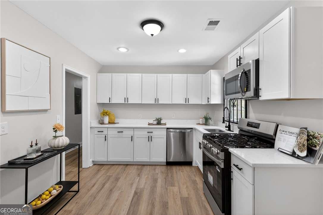 2252 Beecher Circle Atlanta - Photo 11
