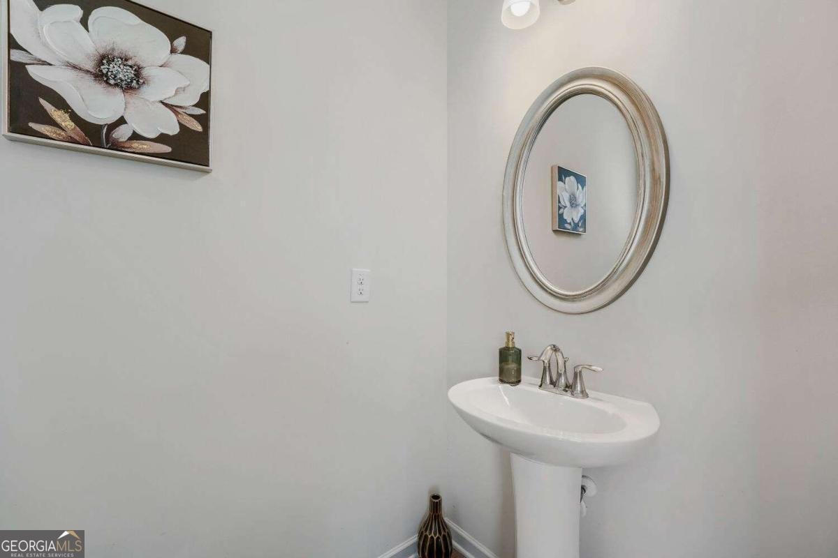 1051 Thomasville Estate Way Atlanta - Photo 6