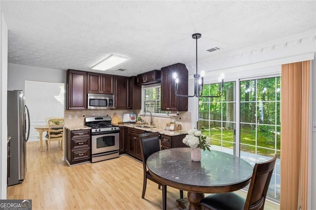 1075 Hidden Pond Lane Roswell - Photo 16