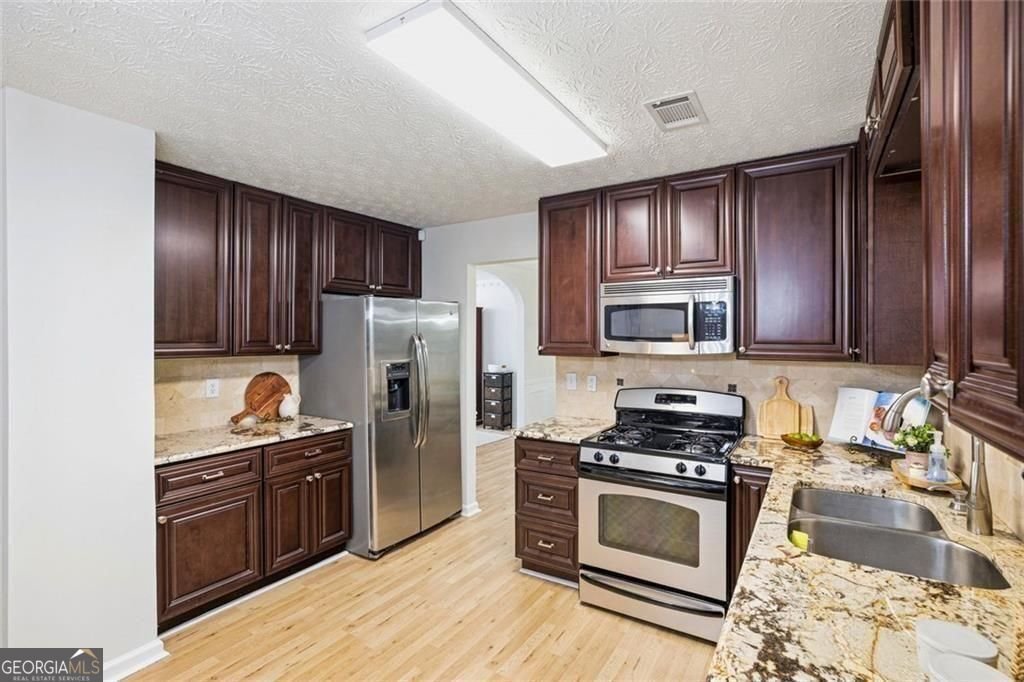 1075 Hidden Pond Lane Roswell - Photo 19