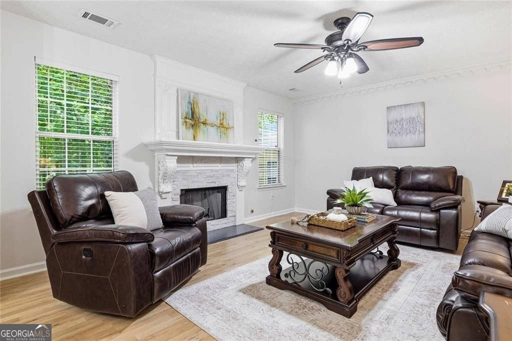 1075 Hidden Pond Lane Roswell - Photo 7