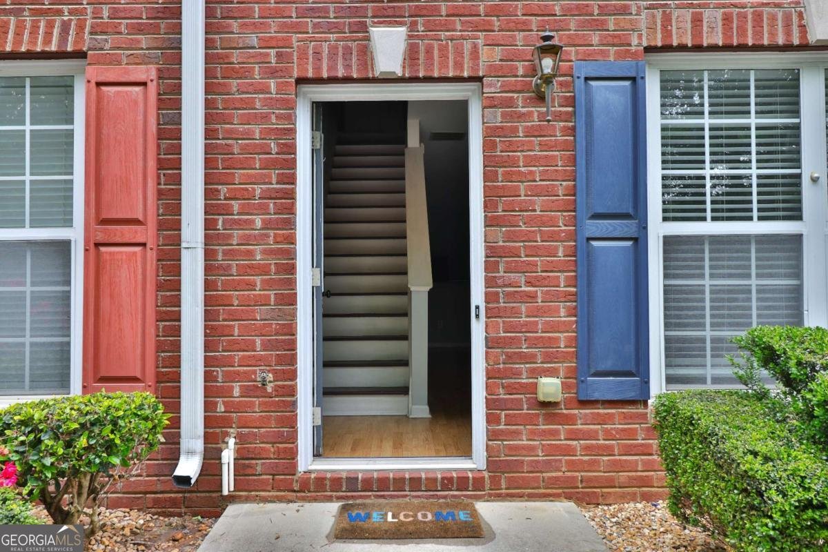 398 Paden Cove Trail Lawrenceville - Photo 6