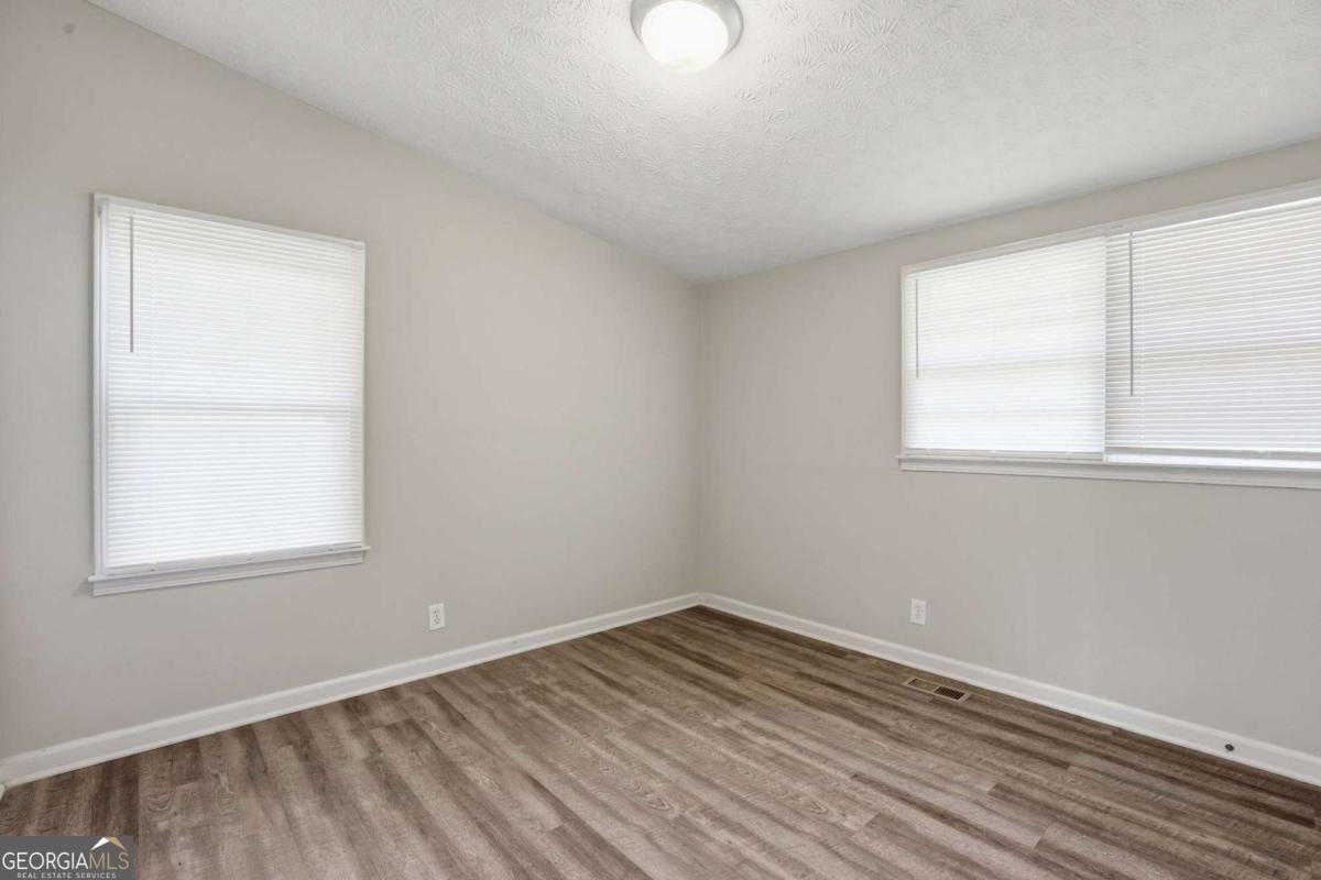 2485 Brackett Drive Marietta - Photo 14