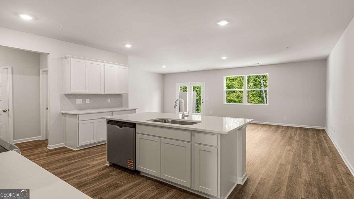 228 Sound Circle Stockbridge - Photo 12