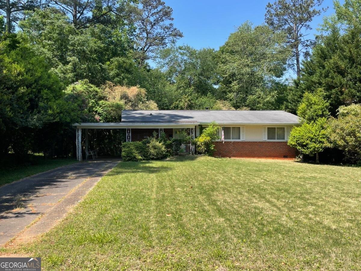 3594 Sexton Woods Drive Atlanta - main photo