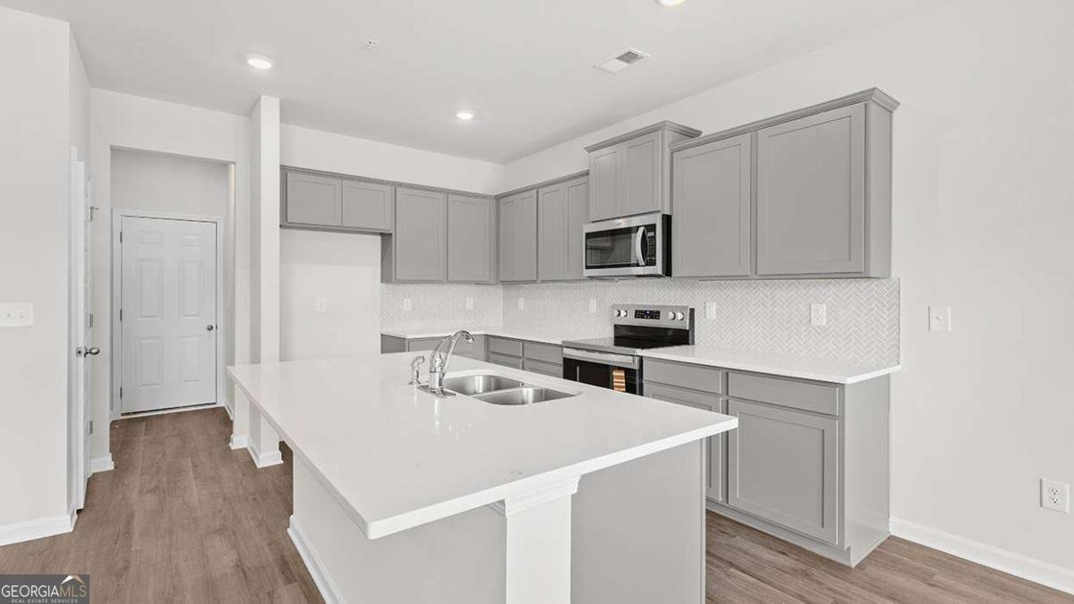 232 Sound Circle Stockbridge - Photo 8