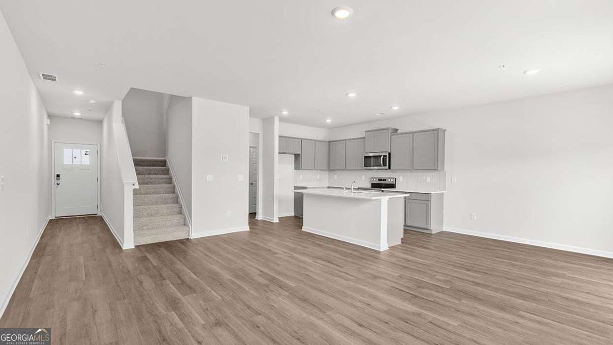 242 Sound Circle Stockbridge - Photo 6