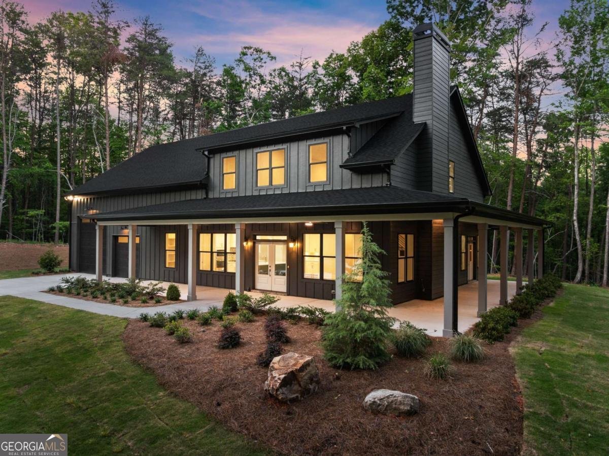 124 Fox Valley Road Clarkesville - main photo