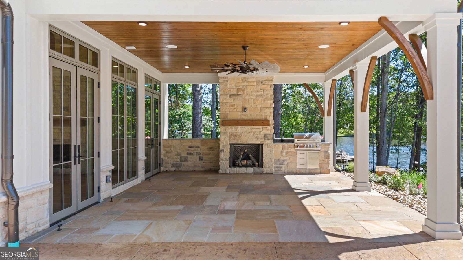138 Phoenix Drive Eatonton - Photo 16