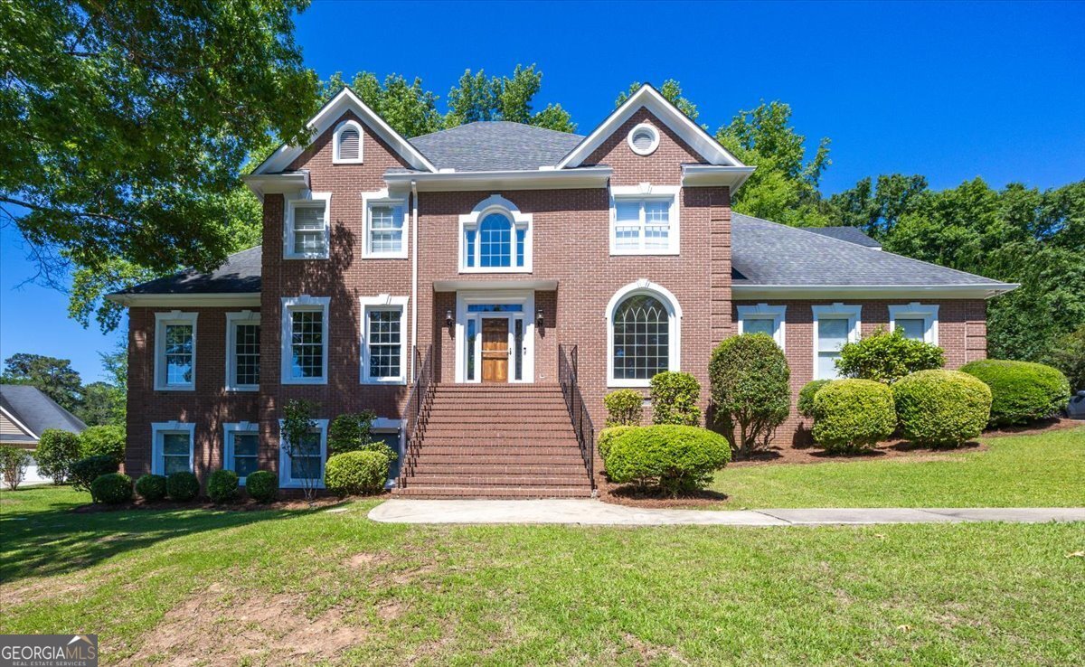 216 Hunters Hill Court Macon - main photo