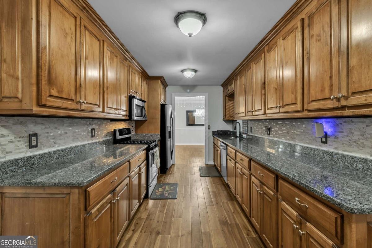 8804 willow creek Douglasville - Photo 12