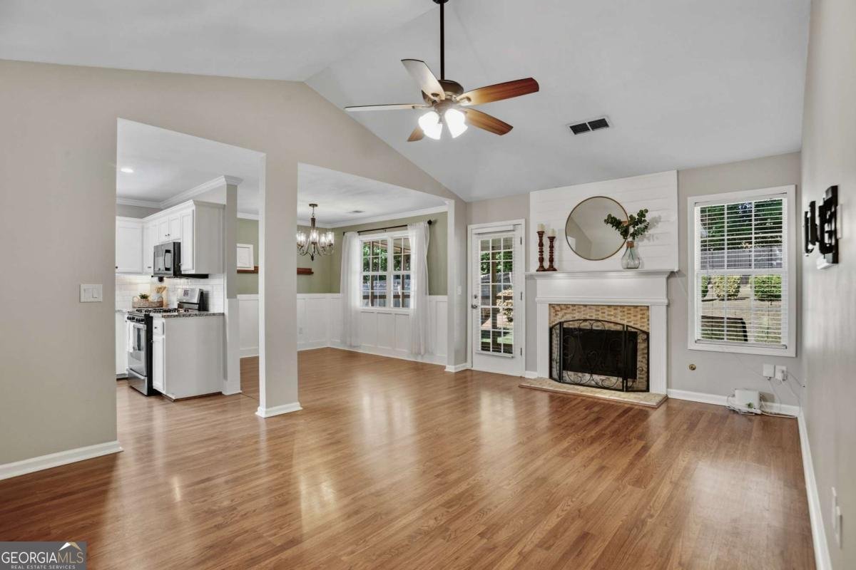 134 Amelia Garden Way Lawrenceville - Photo 6