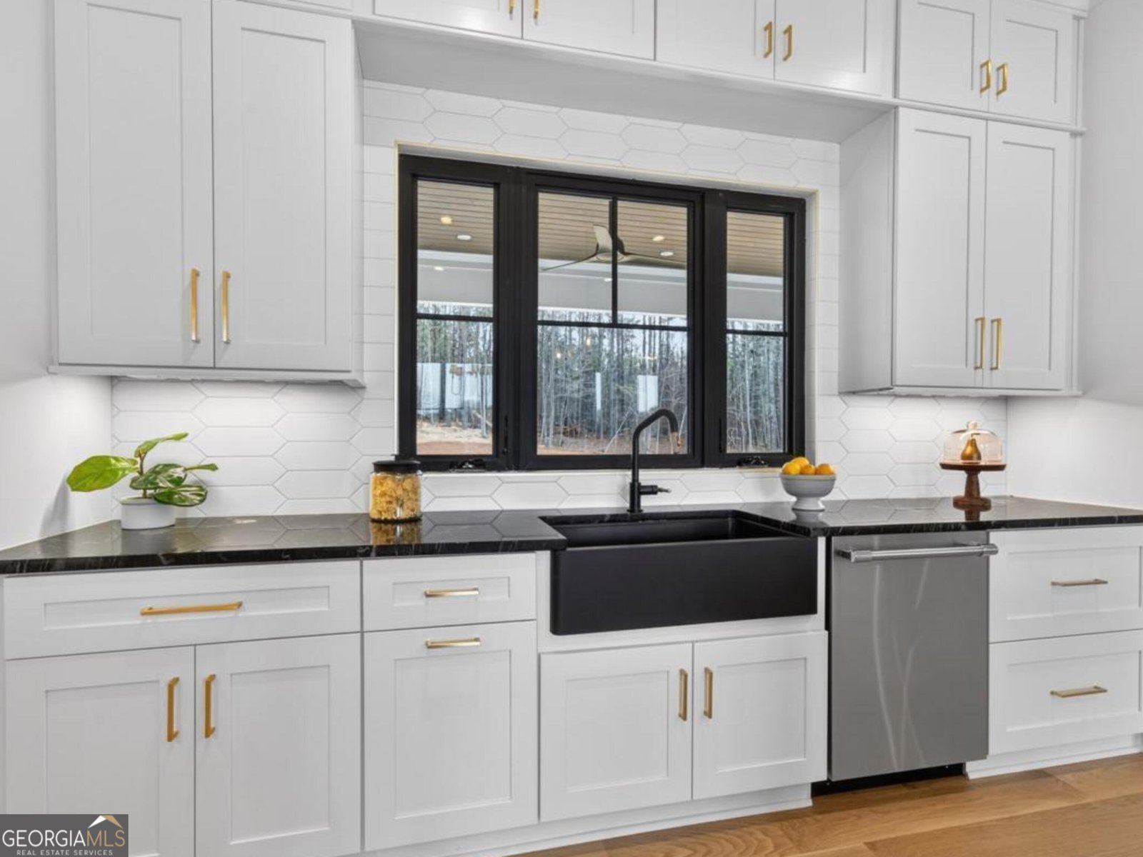 2020 Clearwater Drive White Plains - Photo 13