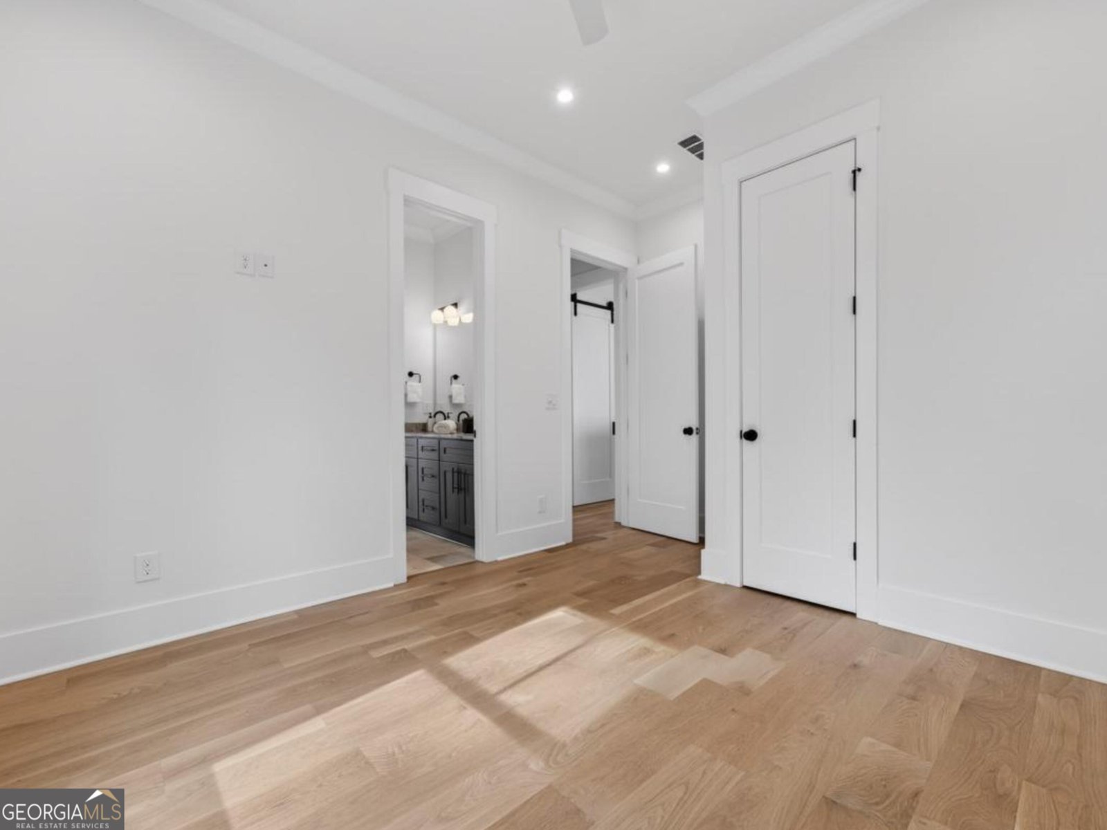 2020 Clearwater Drive White Plains - Photo 30