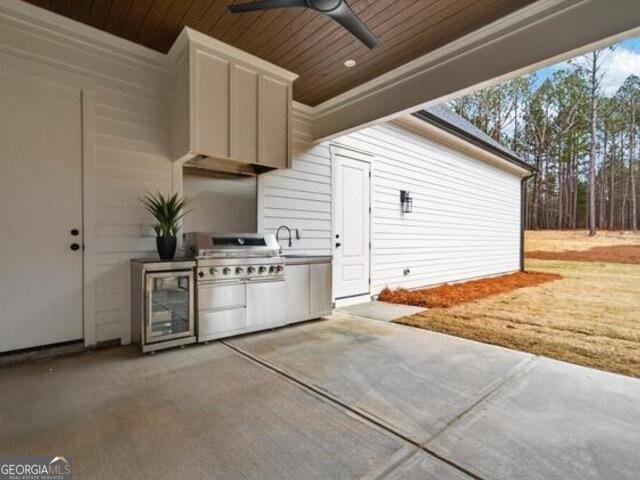 2020 Clearwater Drive White Plains - Photo 46