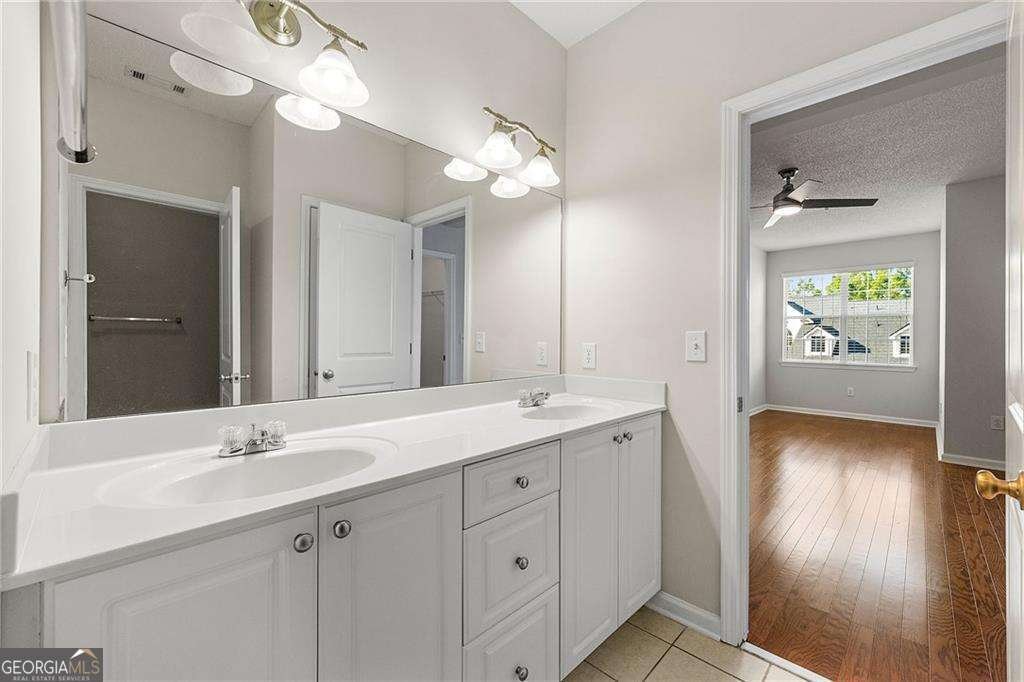 2015 Barrett Lakes Boulevard Kennesaw - Photo 11