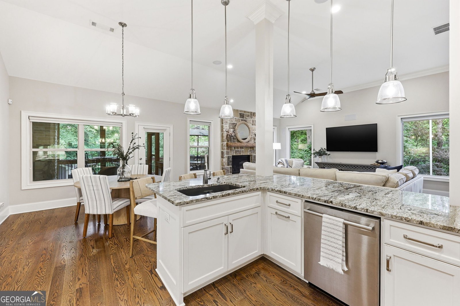6020 Lake Lanier Heights Road Buford - Photo 16