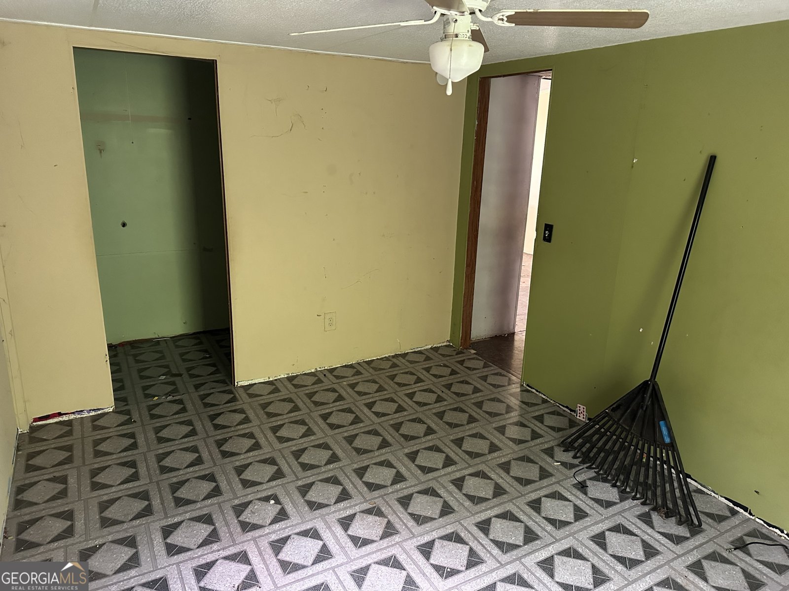 2050 Buckhorn Road Clarkesville - Photo 8