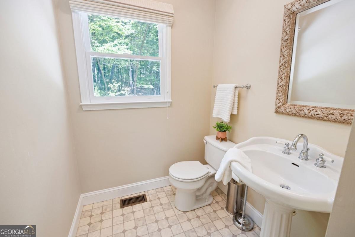 301 Benson Road Dallas - Photo 22