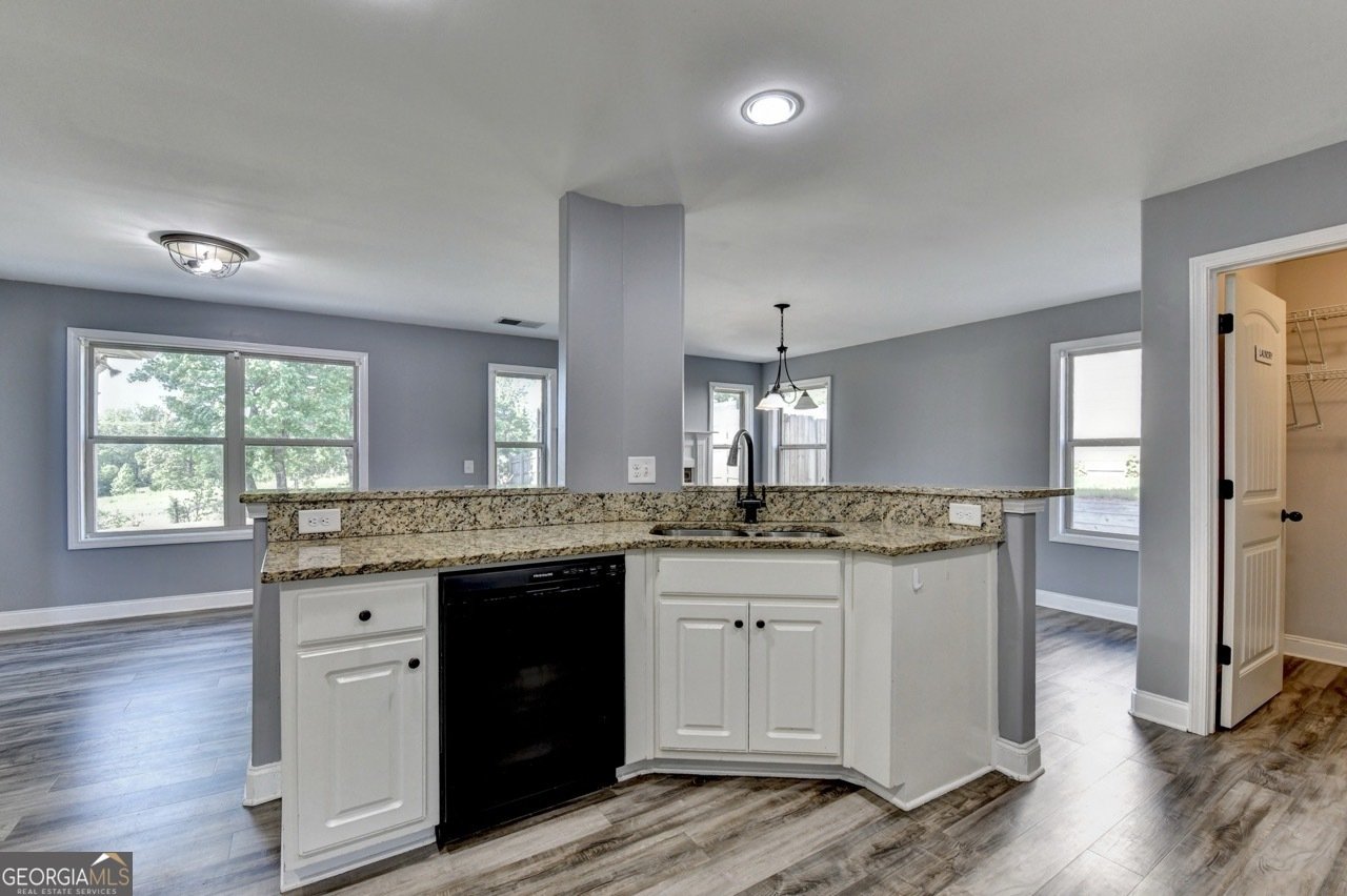 329 Kensington Trace Bethlehem - Photo 18