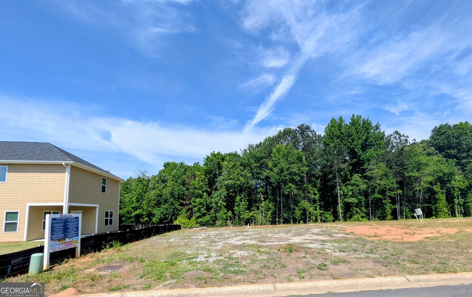 202 Chaucer Lane Carrollton - main photo
