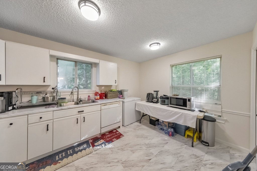 4135 Lake Mist Drive Kennesaw - Photo 9