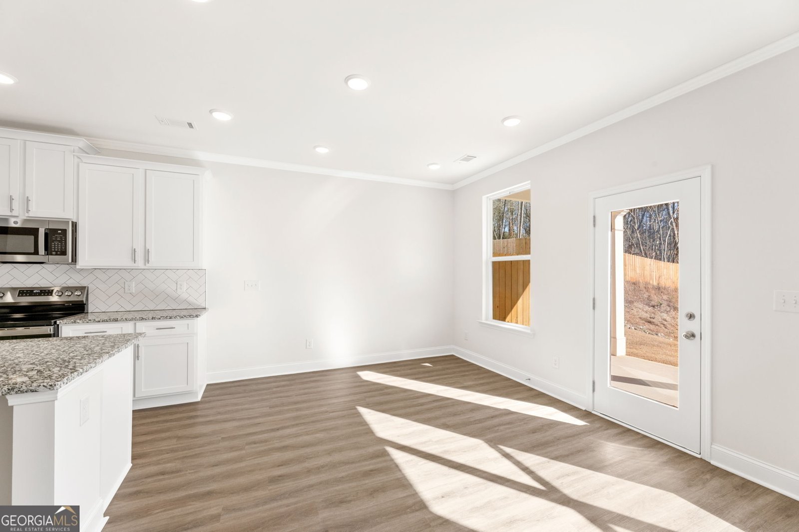 5665 Overview Drive Flowery Branch - Photo 10
