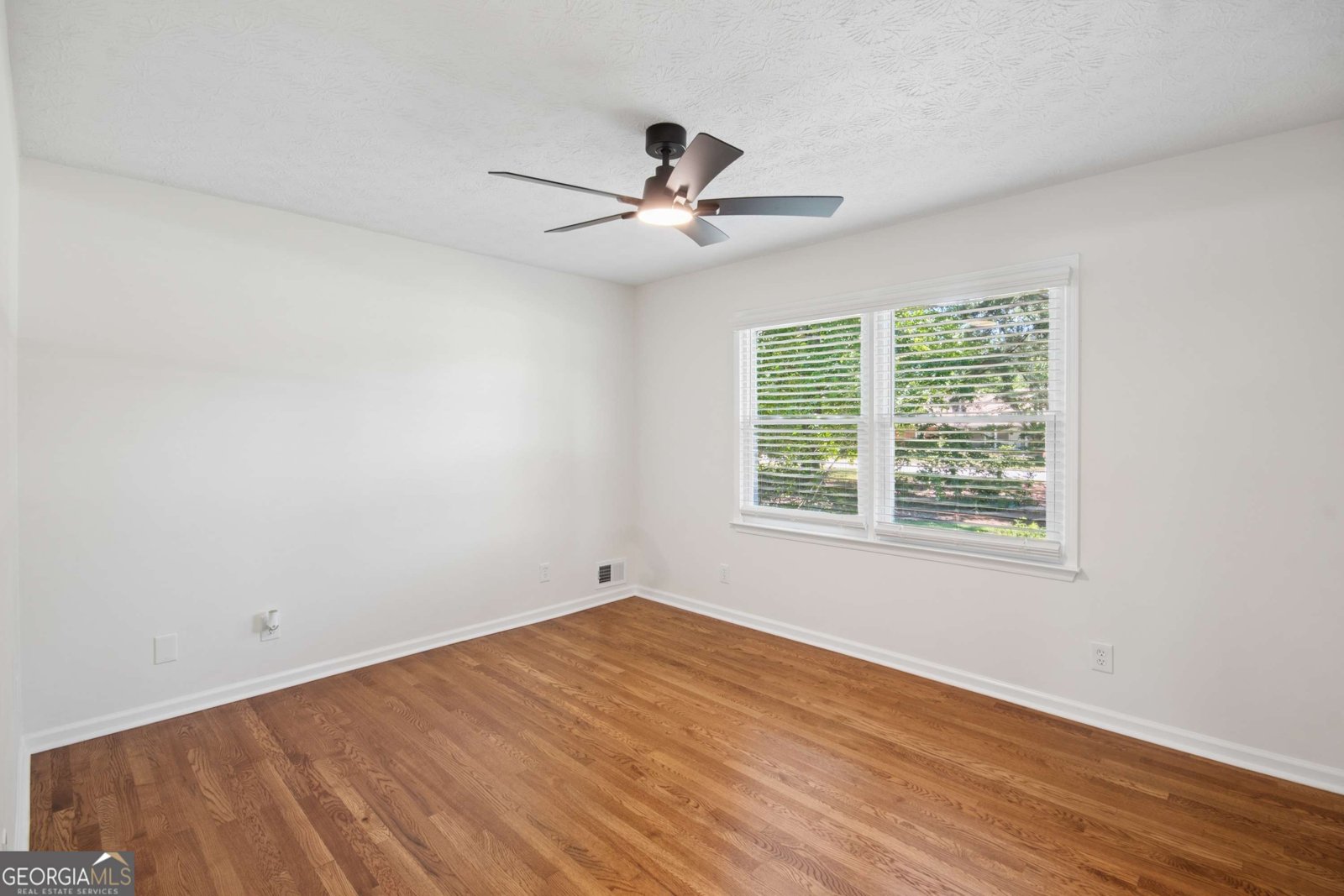 230 Chateau Drive Fayetteville - Photo 22