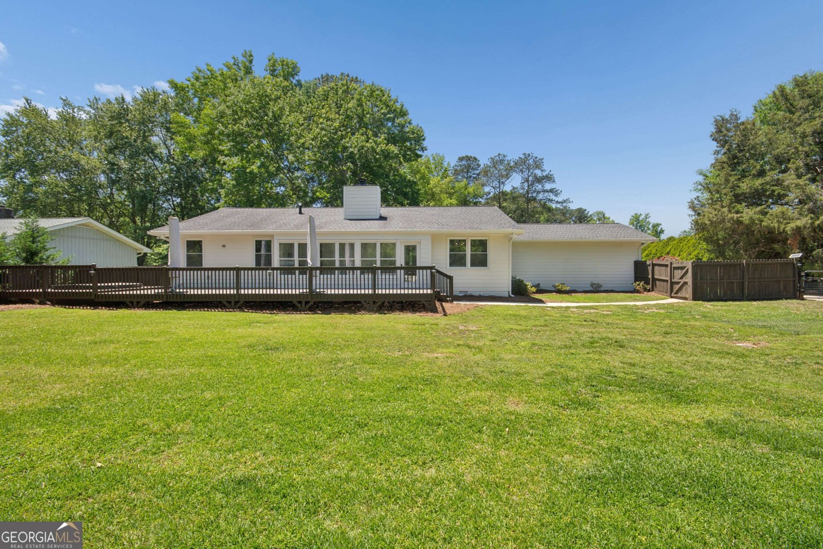 230 Chateau Drive Fayetteville - Photo 40