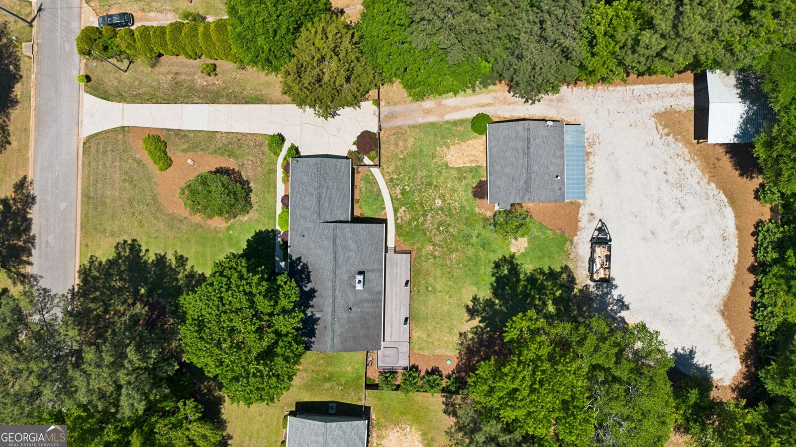 230 Chateau Drive Fayetteville - Photo 44