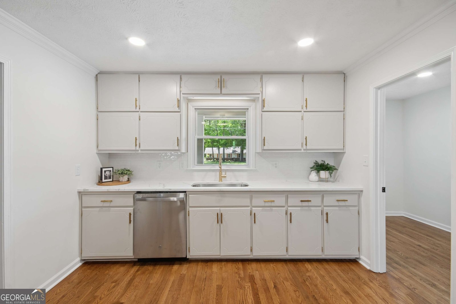 230 Chateau Drive Fayetteville - Photo 8