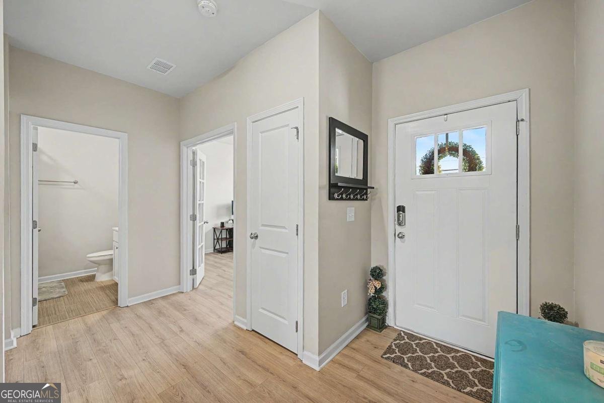 215 Summit Pointe Drive Dallas - Photo 9