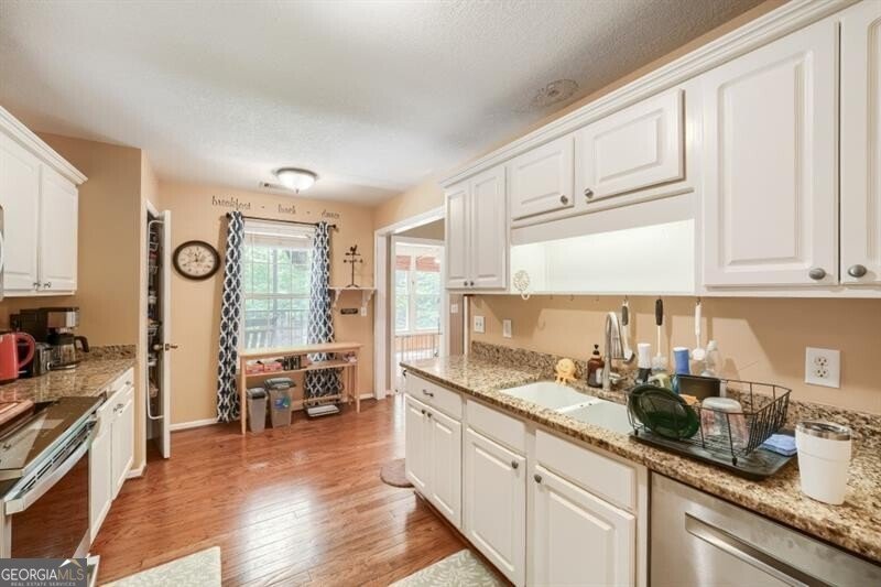 7145 Berry Patch Drive Cumming - Photo 11