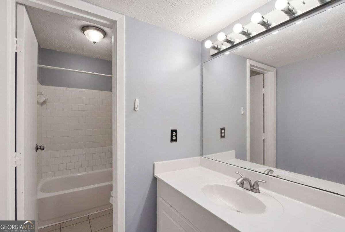 1204 Ashborough Terrace Marietta - Photo 17