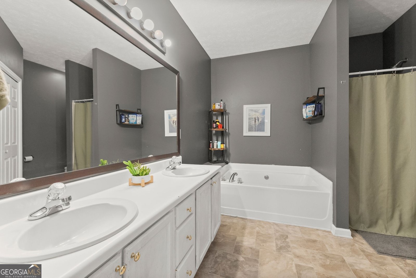 4302 Woodglenn Drive Gainesville - Photo 16